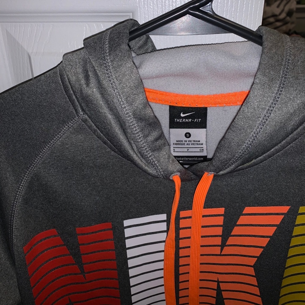 Nike Sweatshirt - size small - Picture 2 of 3